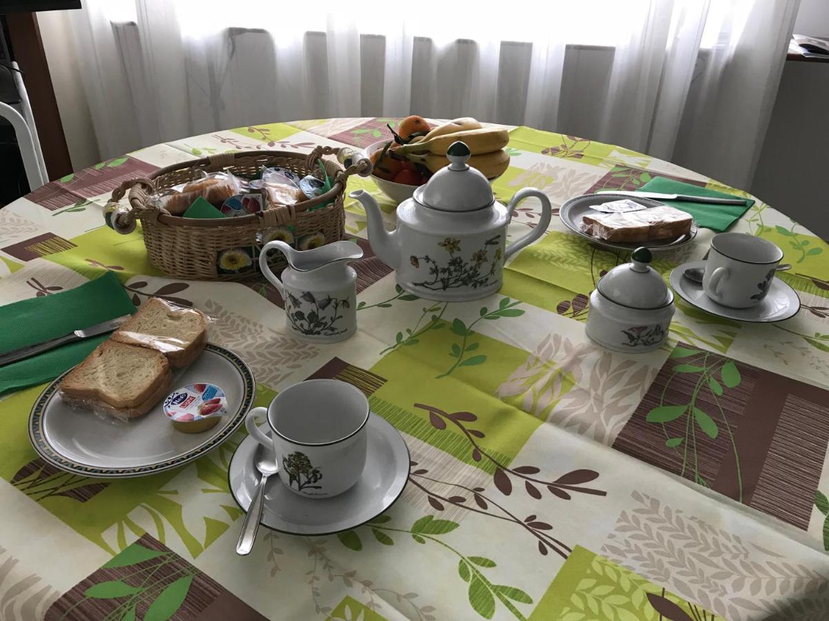 Bed and Breakfast Il Ramo D'Oro Neapol Zewnętrze zdjęcie
