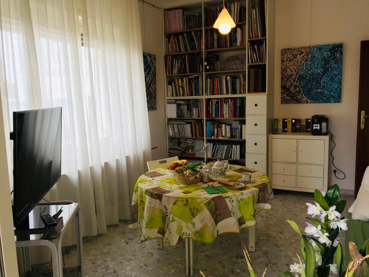 Bed and Breakfast Il Ramo D'Oro Neapol Zewnętrze zdjęcie
